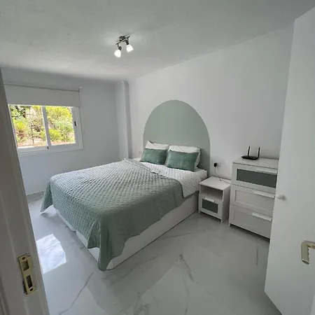 New Modern Apt El Dorado